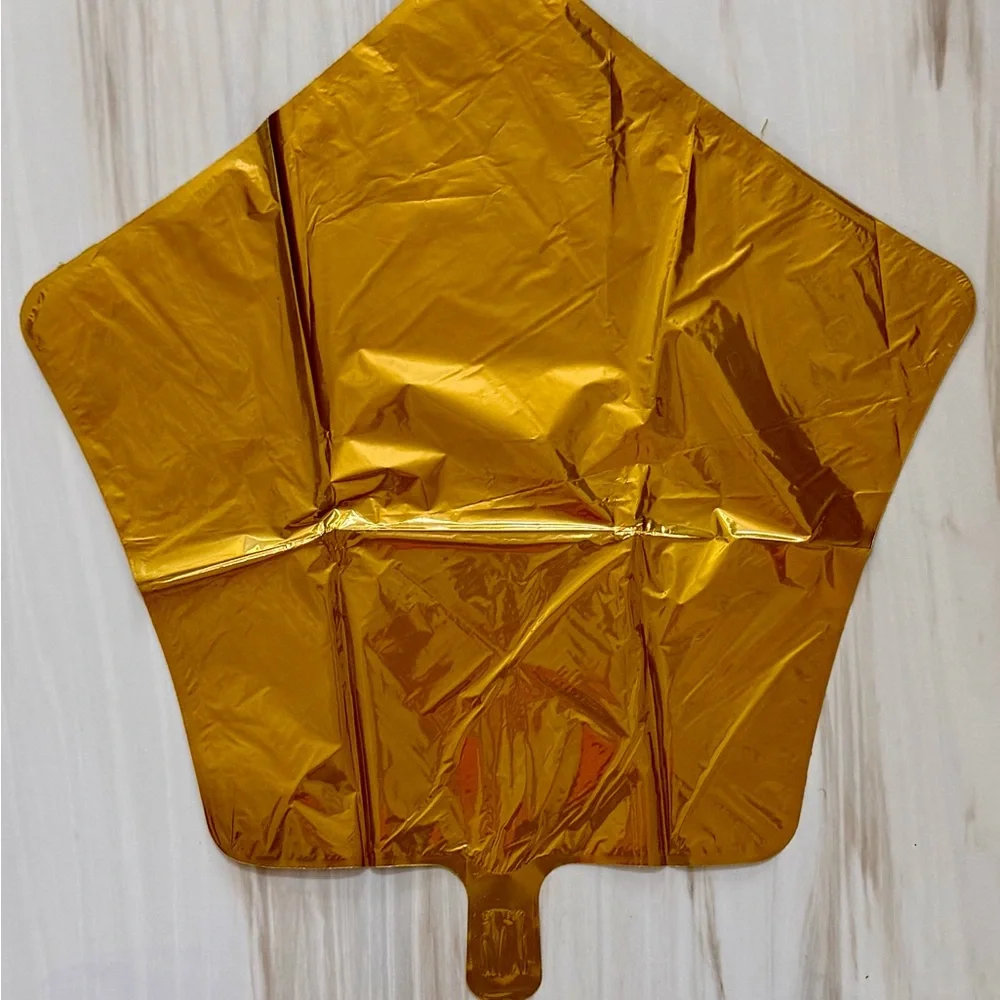 NWOT 54 pcs Star Shaped 18 inch Foil Mylar Helium Balloons